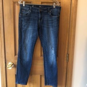 Kut from the Kloth Catherine Boyfriend Jean. 6P